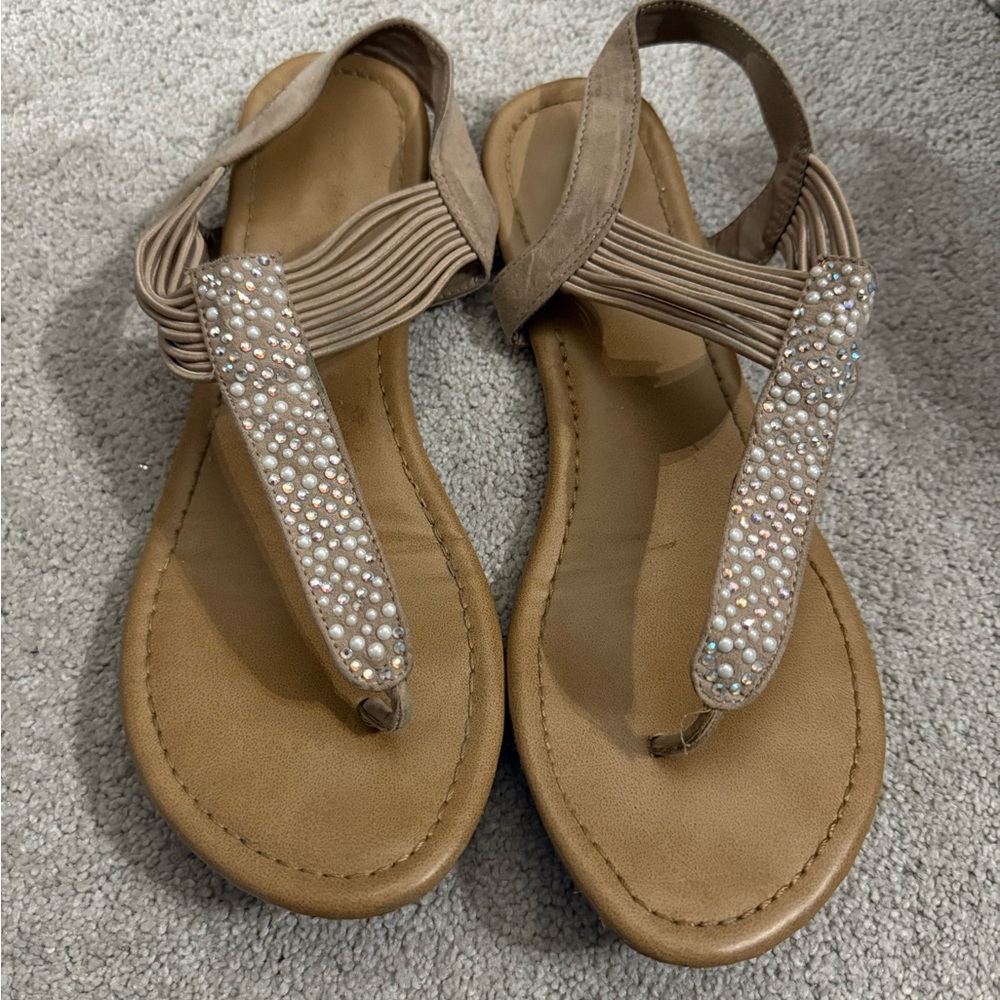 Beige sparkle sandals Size 8
